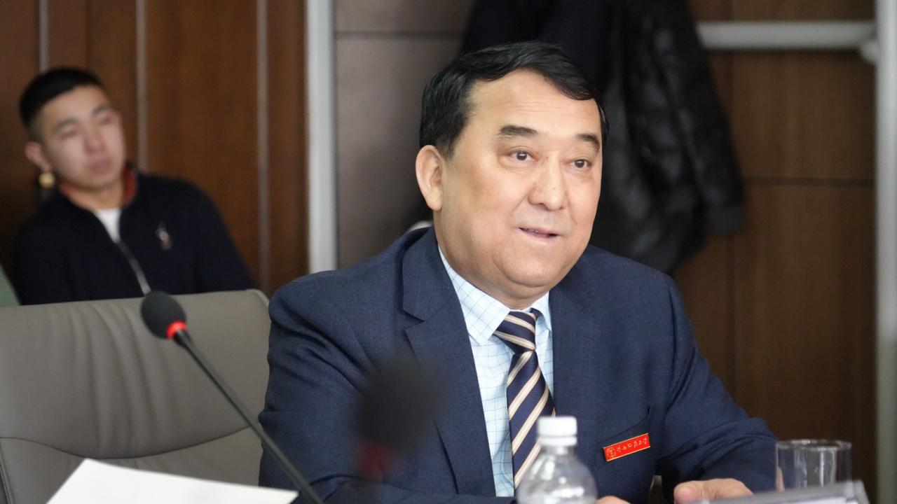 Международный круглый стол на тему: «Международно-правовые проблемы взаимодействия государств ШОС в сфере таможенного дела, пограничным вопросам и экономического сотрудничества».