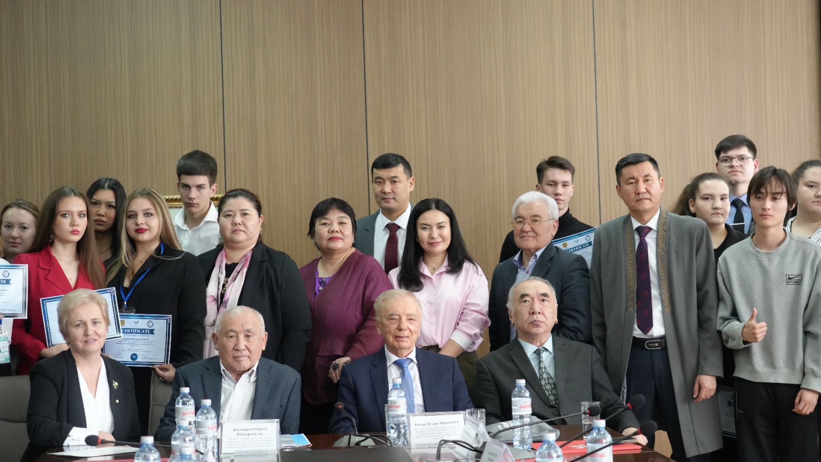 Круглый стол на тему «Наркопреступления и пределы наказания», проведённый в рамках принципа «Закон и порядок».