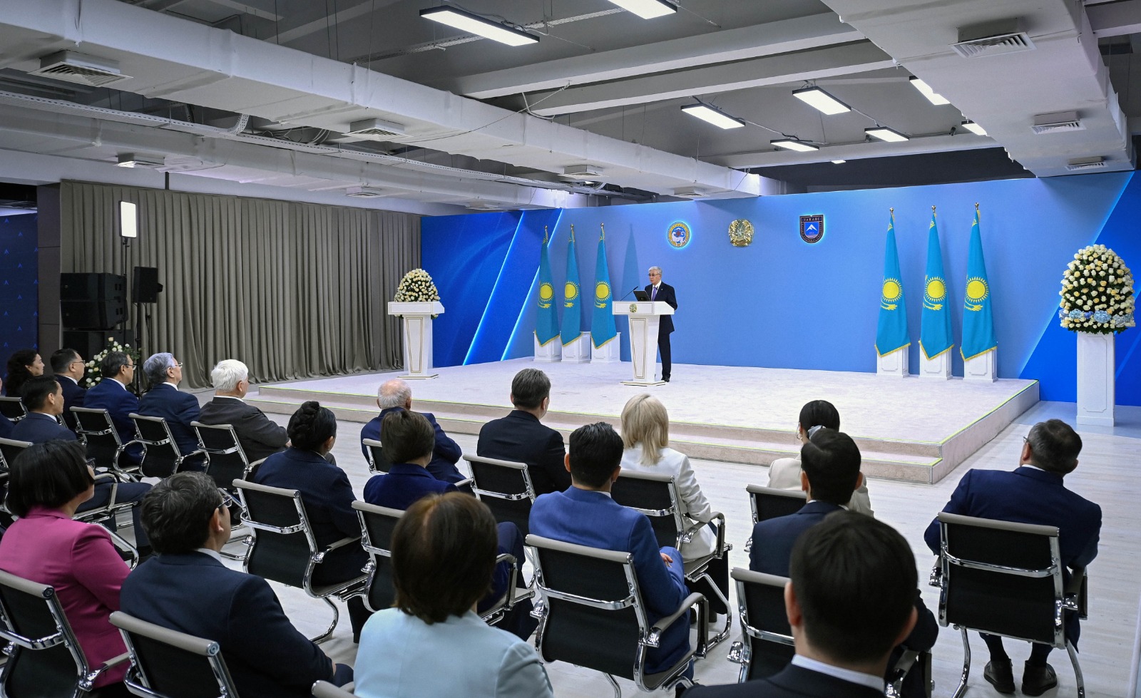 Омирали Шакарапулы принял участие во встрече Главы государства Қасым-Жомарт Тоқаев с научным сообществом, состоявшейся в Казахском национальном университете имени аль-Фараби.